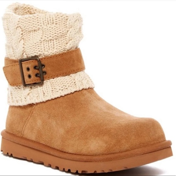 UGG Shoes - UGG Chestnut Suede & Cream Knit Short Boot